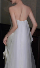 Chynna Elegant White Strapless Bow Wedding Dress