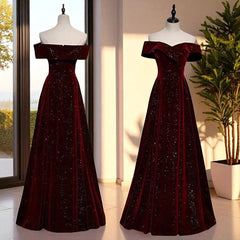 Vestido de fiesta de terciopelo rojo vino con escote en forma de corazón y largo hasta el suelo