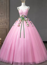 Vestido de fiesta de tul con escote en forma de corazón y tirantes rosas con flores