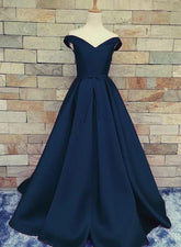 Vestido formal de satén azul marino con escote en forma de corazón, corte A, hecho a mano