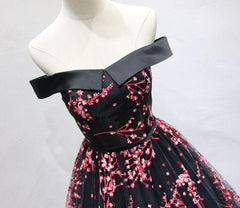 Beautiful Black Long Floral Lace Party Dress