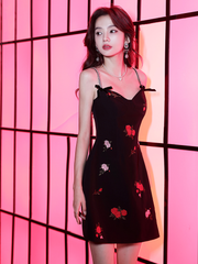 Black Floral Short Straps Homecoming Dress