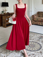 Vestido de noche largo con tirantes color vino tinto y vestido de fiesta