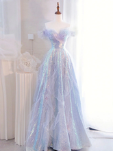 Precioso vestido de fiesta de tul y lentejuelas con corte A y hombros descubiertos