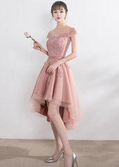 Vestido de dama de honor con mangas cortas de tul y encaje rosa