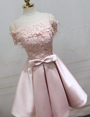Lindo vestido de fiesta corto de satén rosa