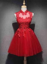 Vestido corto de fiesta de tul con escote alto y encaje rojo para regreso a casa
