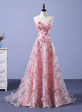 Vestido de noche largo rosa con flores en forma de A