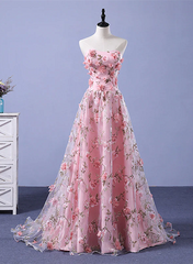 Vestido de noche largo rosa con flores en forma de A