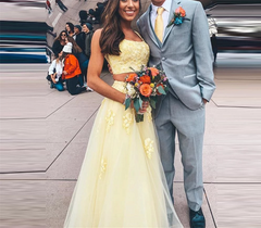 Light Yellow Two Piece Tulle Formal Dress with Applique