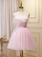 Hermosos vestidos de fiesta hasta la rodilla con tirantes de tul rosa