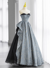 Vestido de fiesta largo azul grisáceo con escote en forma de corazón y corte en A