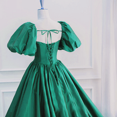 Vestido formal largo de tafetán con mangas abullonadas verdes
