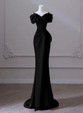 Black Satin Sweetheart Straps Long Formal Dress