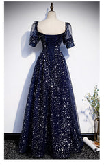 Vestido de fiesta azul marino sencillo de tul con mangas cortas