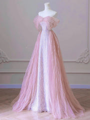 Precioso vestido de fiesta rosa con escote en forma de corazón de tul y cuentas, hombros descubiertos