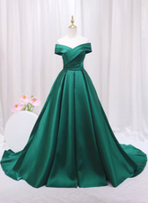 A-line Green Satin Sweetheart Formal Dress