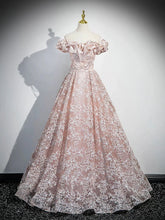 Vestido de fiesta largo de encaje rosa con hombros descubiertos y corte A