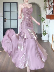 Vestido formal largo de satén rosa con tirantes de sirena