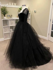 Vestido formal de manga larga de tul y terciopelo negro