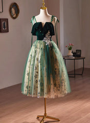 Vestido de fiesta corto de corte A verde con encaje