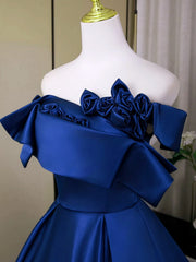 Vestido largo de fiesta con flores de satén azul y vestido de noche