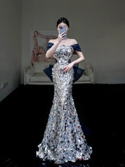 Vestido de fiesta largo con lentejuelas y hombros descubiertos de sirena encantador