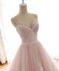 Vestido formal estilo princesa con tirantes de tul rosa glamuroso