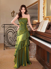 Vestido formal largo de sirena de satén verde