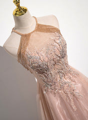 Precioso vestido de fiesta de tul con cuello halter y apliques de encaje en color rosa perla