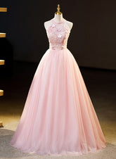 Vestido formal largo de tul rosa con encaje floral