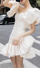 Colina Elegant White Sweetheart Ruched Mini Dress with Voluminous Puff Sleeves
