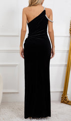 Abiba Glamorous Black Velvet One-Shoulder Rhinestone Cutout High Slit Maxi Dress