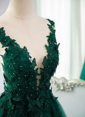 Vestido de fiesta largo de encaje con escote en V y cuentas verde oscuro