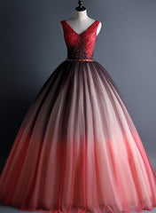 Hermoso vestido de quinceañera con escote en V y cuentas de tul rojo degradado