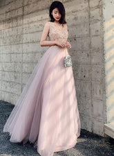 Hermosos vestidos de fiesta largos de tul rosa con encaje y escote en V