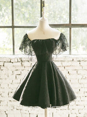 Black Off Shoulder Lace Sweetheart Lovely Short Homecoming Dress