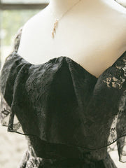 Black Off Shoulder Lace Sweetheart Lovely Short Homecoming Dress