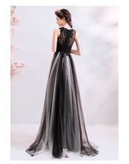 Black V-neckline Lace and Tulle Gradient Long Evening Dress Party Dress