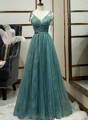 Vestido de fiesta largo hasta el suelo con escote en V y tirantes verdes