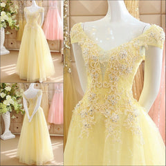 Light Yellow Tulle Cap Sleeves with Lace Applique Prom Dress