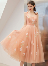Hermosos vestidos de fiesta de boda de tul rosa perla hasta la rodilla con flores