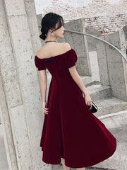 Precioso vestido de fiesta de terciopelo rojo vino con mangas cortas
