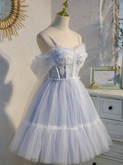 Vestidos de fiesta cortos de tul azul claro con cuentas