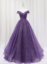 Vestido de fiesta largo de tul morado con escote en forma de corazón y vestido formal