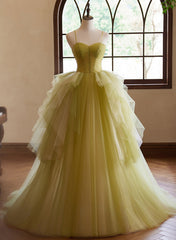 Vestido de fiesta largo de tul con tirantes de corazón verde