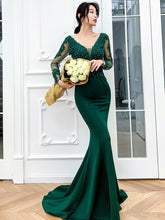 Dark Green Mermaid Lace and Beaded Evening Dresses