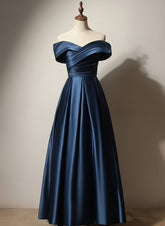 Vestido de fiesta largo de satén azul marino con corte A