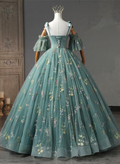 Vestido formal largo con hombros descubiertos y estampado floral verde