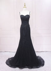 Vestido largo de fiesta con tirantes de encaje negro y vestido de graduación